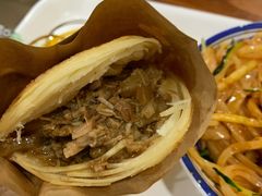 猪肉夹馍-西安五号米皮