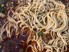 -丁丁猫重庆小面(徐州路店)