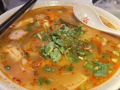 -大头虾越式风味餐厅(光明广场店)