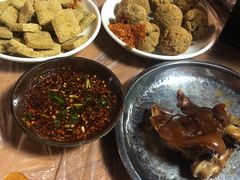-王万妈卤猪脚(青岩交通路)