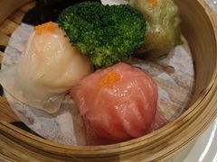 -广州中心皇冠假日酒店·百粤楼