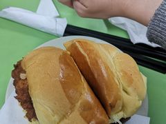 猪扒包-胜利茶餐室