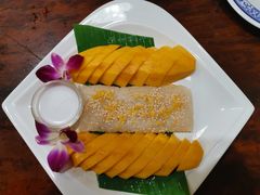 -Dang restaurant (patong phuket)