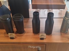 -星巴克臻选(上海虹桥新天地三店)