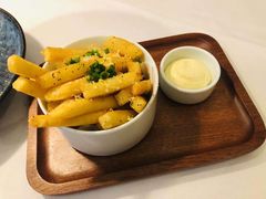 -阿妮叶李(光谷世界城店)