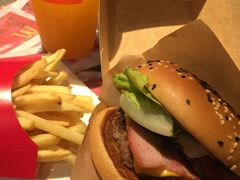 -麦当劳(番禺易发商业街店)