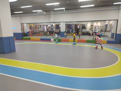 -米高蓝斯克国际轮滑中心(中铁建店)