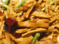 油焖干笋-吕氏疙瘩汤·私家菜馆(慈云寺店)