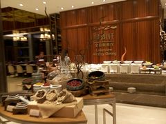 自助取餐区-南湖名都·景湖轩全日制餐厅·海鲜自助·东南亚风味·临湖而食