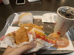 -麦当劳(哈西万达店)