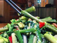 腊肉炒菜苔-肖记公安牛肉鱼杂馆· 省级非物质文化遗产(仁和路店)