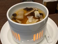养生松茸汤-三利音·东方司宴(外滩店)
