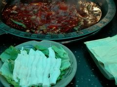 -茅草房·河畔园林火锅