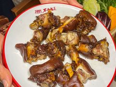 -老鼎万春卤菜(五代传承创始老店)