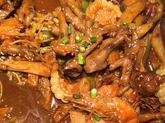 -徐记小怪兽肉蟹煲(中央大街店)