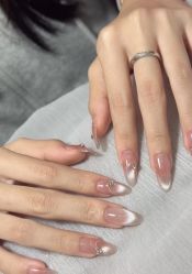 -U3美甲美睫沙龙