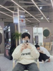 -PE SALON 