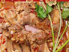 -毛辣果·贵州红酸汤牛肉火锅(西单店)