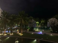 -三亚湾海居铂尔曼度假酒店