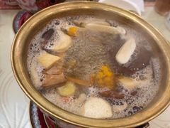 -丽江庭院·云南野生菌·海鲜火锅(鼓楼四合院店)