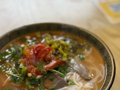-肇兴特色牛肉粉