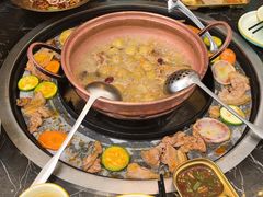 -老渔家·白族·石板烧·野生菌火锅(古城中心店)