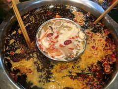 -渝宗老灶火锅(巴国城店)