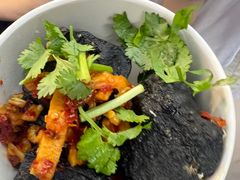 -黑色经典臭豆腐·湖南特产(步行街店)