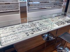 -LensCrafters亮视点(世贸天阶店)