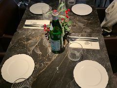 -LESCEDARS Brasserie Bistro香柏树