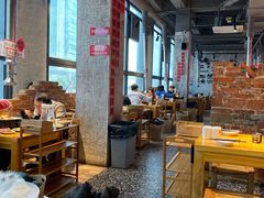 大堂-么肆烤肉·中式自助·烤肉大排档(街道口季佳PAI店)