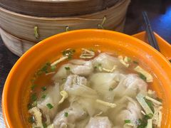 小馄饨-大龙汤包