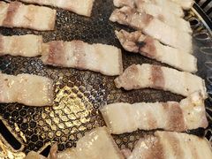 -豚豚猪村烤肉·韩国烤肉(总店)
