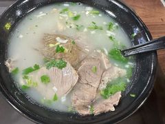 -万红路羊汤烧饼店(将台路店)