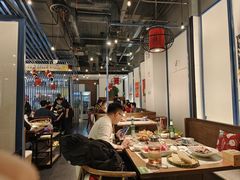 -尚尚仙·酸汤猪手·猪肚鸡火锅(华联万柳购物中心店)