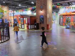 -幻贝家儿童乐园(苏州中心店)