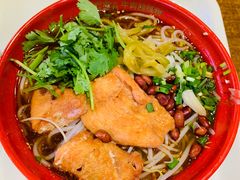 巴姐酸辣粉-双桂坊美食街(南大街商业步行街店)
