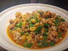 干锅紫苏牛蛙-凤凰湘语·湘粤鲜融(浦东旗舰店)