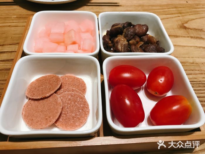 兰木肆·云南菜(大坪龙湖时代天街店)餐前小吃图片