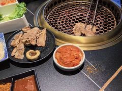 -極屋鮨牛 · 烧肉酒场(时代C馆店)