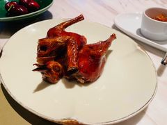 脆皮妙龄鸽-新荣记(新源南路店)