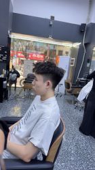 -藤野造型专业烫染接发