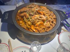 -徐记小怪兽肉蟹煲(中央大街店)