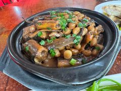 -黄记四更烤乳猪店