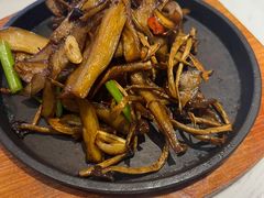 -峨嵋小镇·川菜(勒泰中心店)