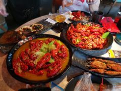 -沪小胖小龙虾(淮海中路旗舰店)