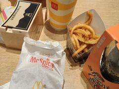 安格斯MAX厚牛芝士堡-麦当劳(北亭广场分店)