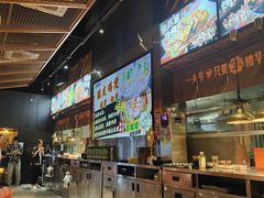 -威记烧嘢·南宁烧烤·超级生牛(绿地店)