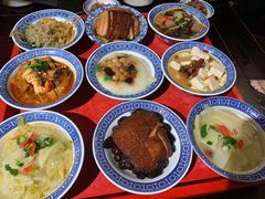 -蓝田九大碗民俗食府(蓝田店)