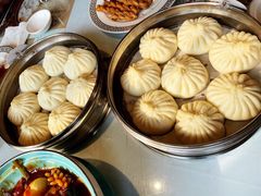 传统三鲜包子-狗不理(贵宾楼店)